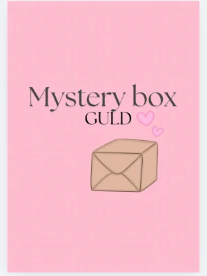 Mysterybox guld - Mysterybox😍🥰 3 par örhängen värde 367 kr Alltså 6 örhängen, 3 par, överraskning, olika i alla. Om örhängena är silver eller guld står på bilden till denna mystery box.  Denna vecka fri leverans med via plick