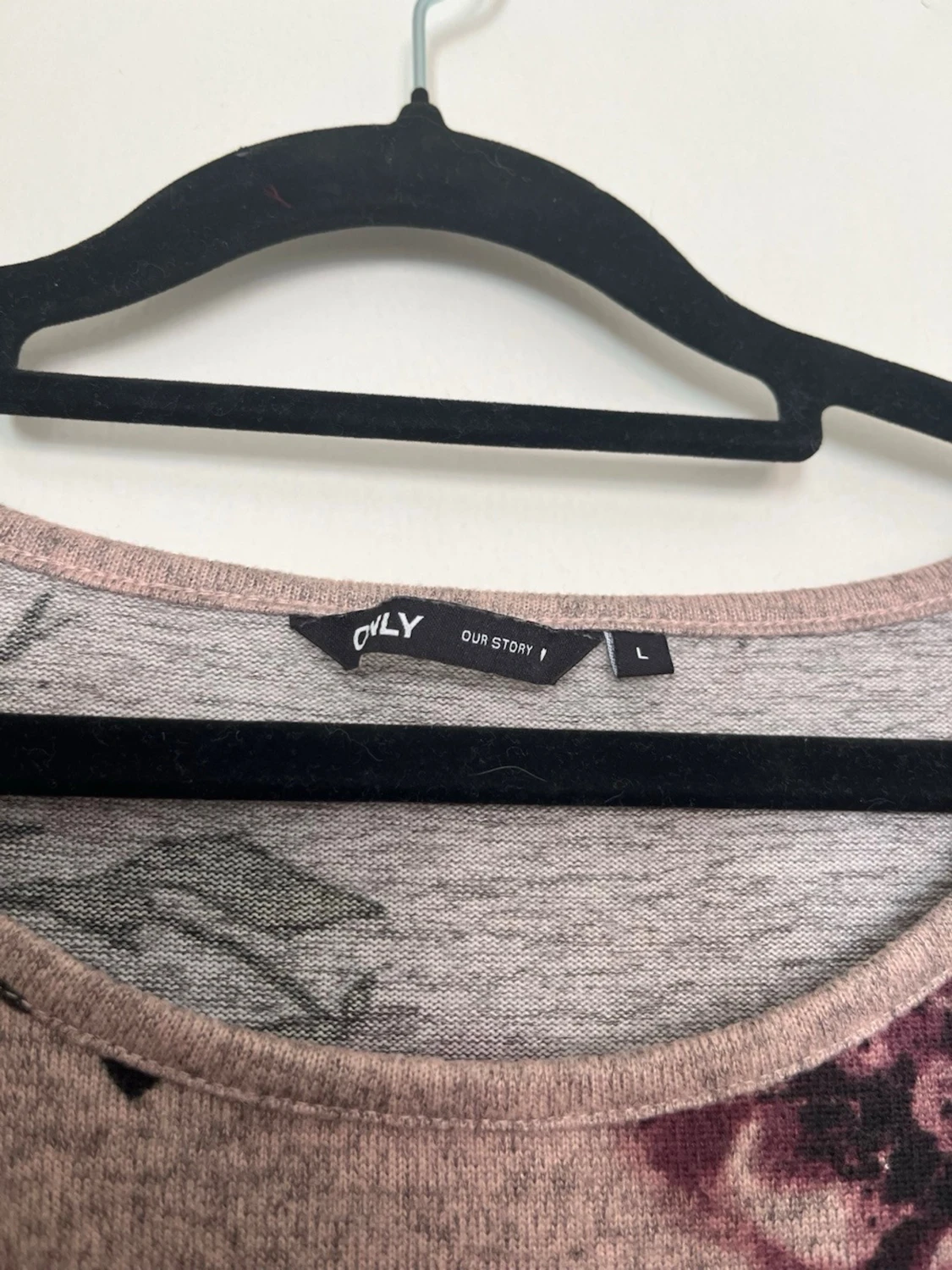 Ljusrosa blommig långärmad tröja - 2