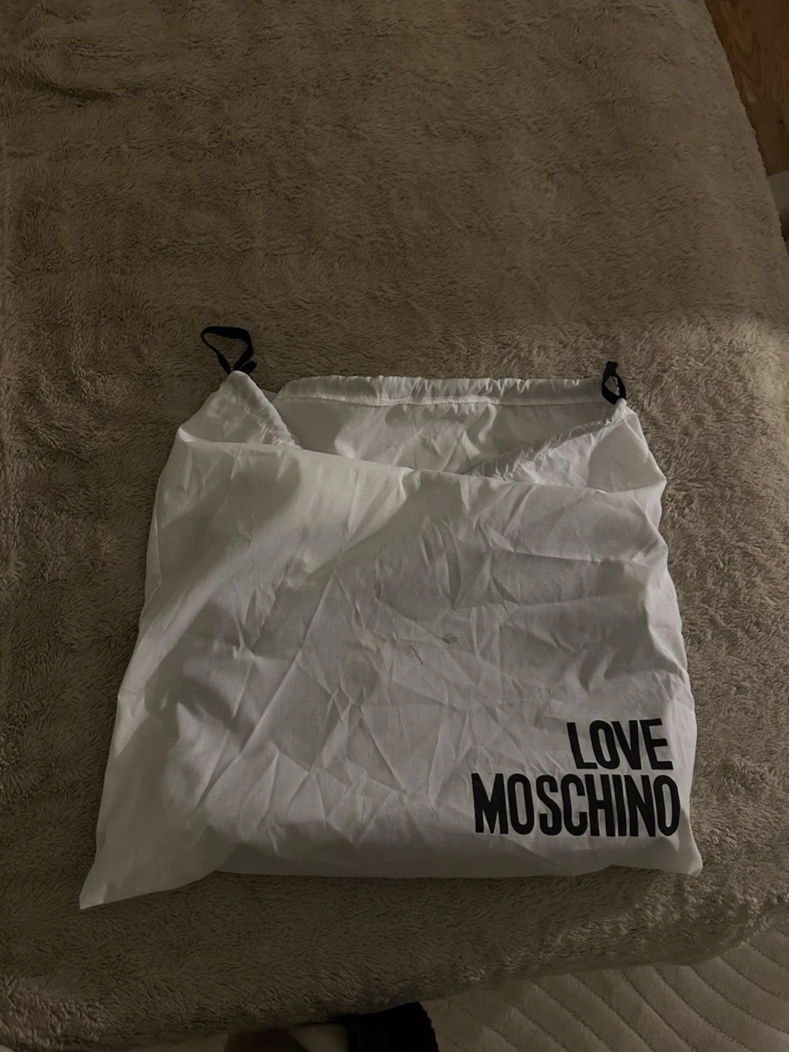 Love moschino väska - 1
