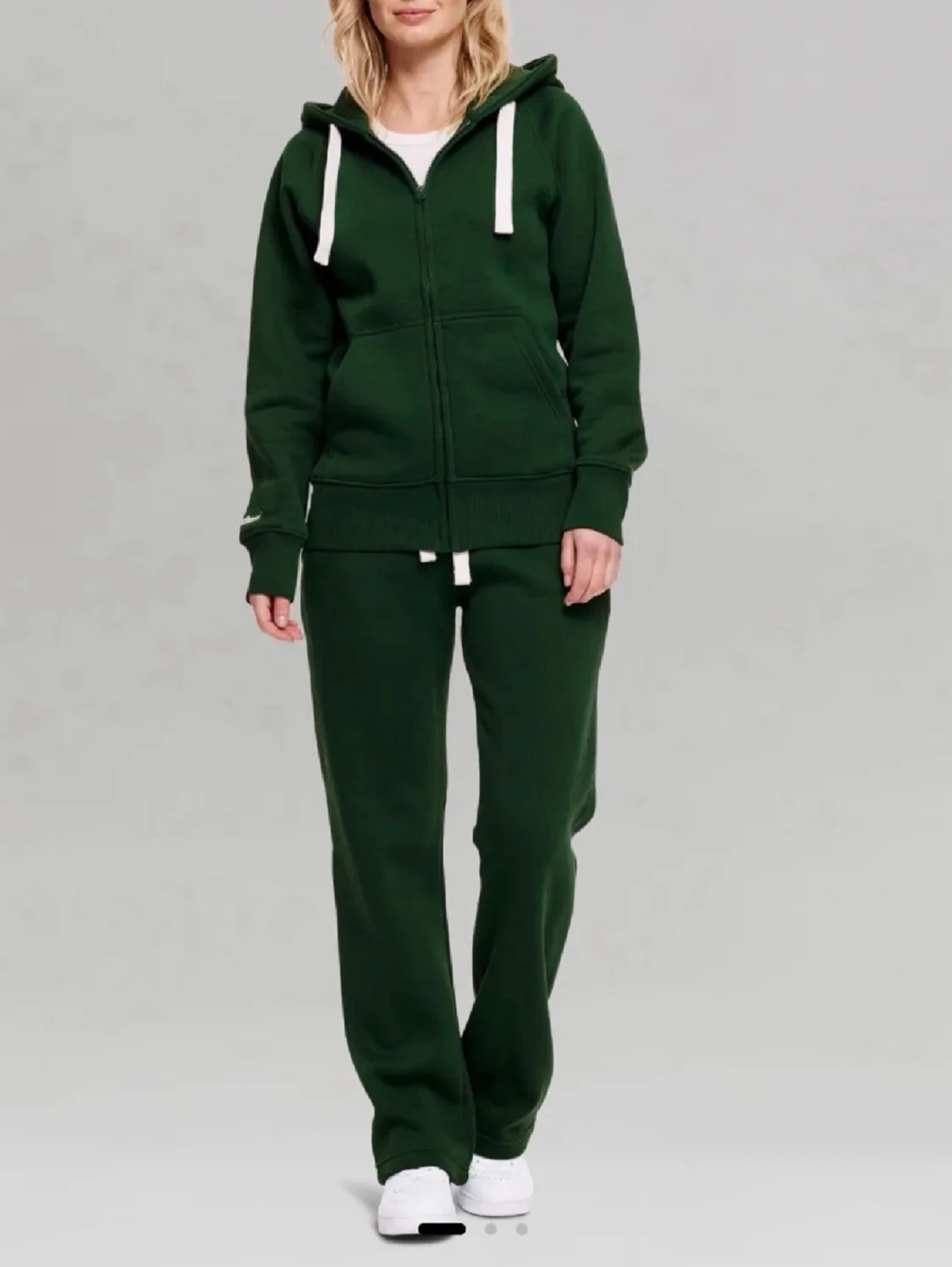 Mörkgrön mjukisdress med huva