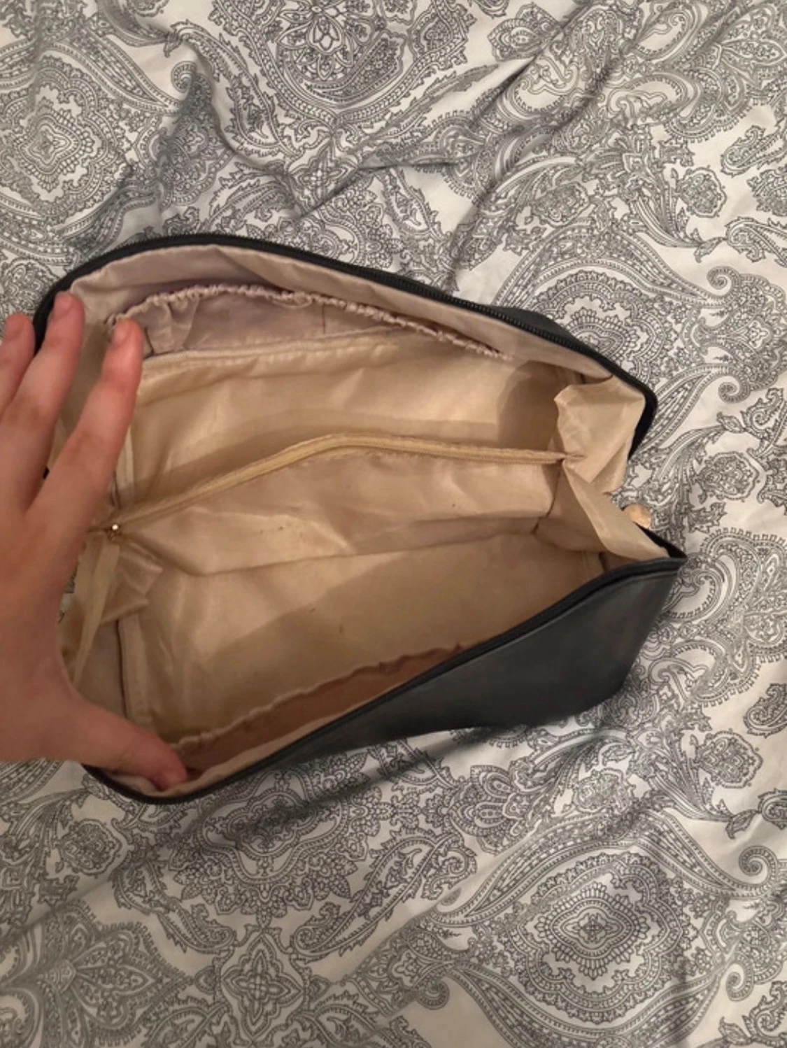 Svart necessär Rose of No Man's Land - 1