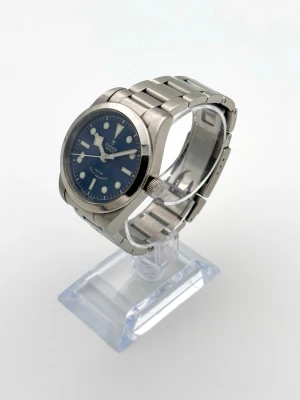 Tudor Black Bay 36 - • Modell: Tudor Black Bay  • Storlek: 36mm • Referens: 79500 • År: 2018 • Skick: Bra • Medföljer: Fullset + kvitto från AD