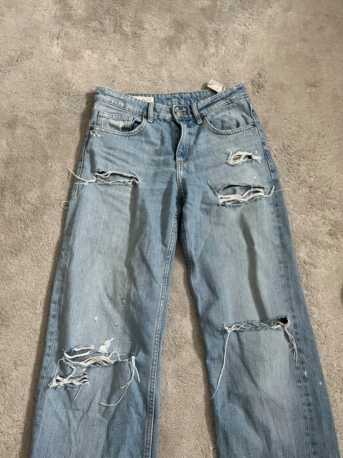 jeans med slitningar & hål - 2