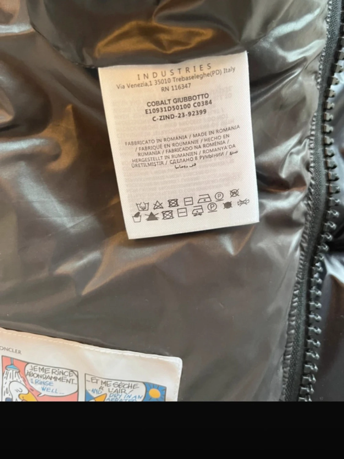 Svart dunjacka från Moncler - 4