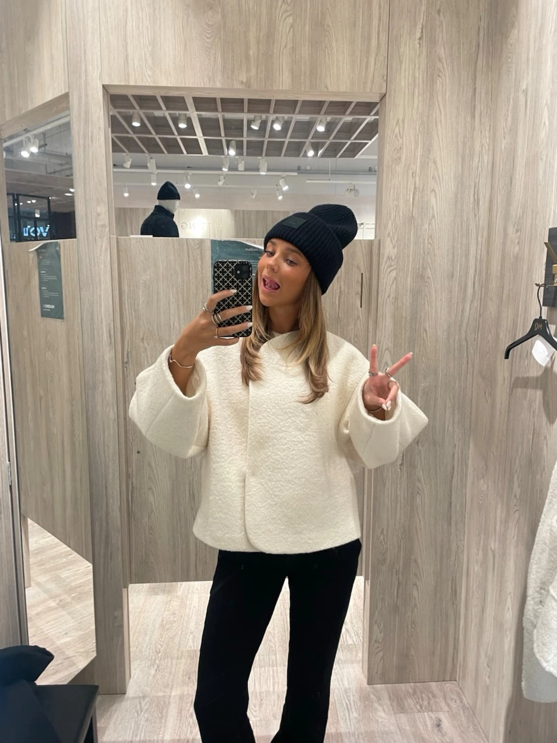 Vit kort ullkappa - 1