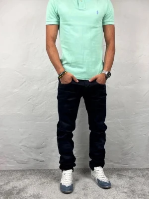 Replay jeans  - Ett par riktigt snygga jeans från Replay i storlek W31 L32 i modellen Anbbas 