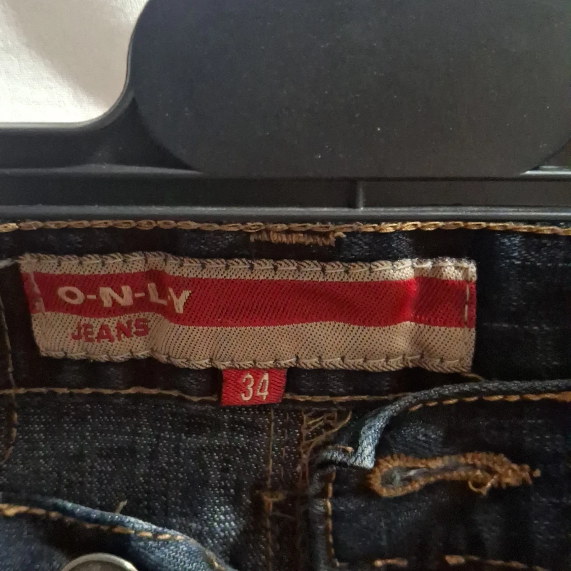 Mörkblå jeanskjol från ONLY - 2