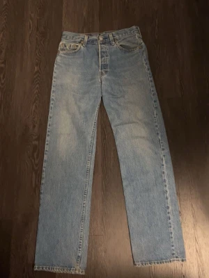 Levi's 501 Jeans - Levi’s 501 jeans, storlek w30 L32