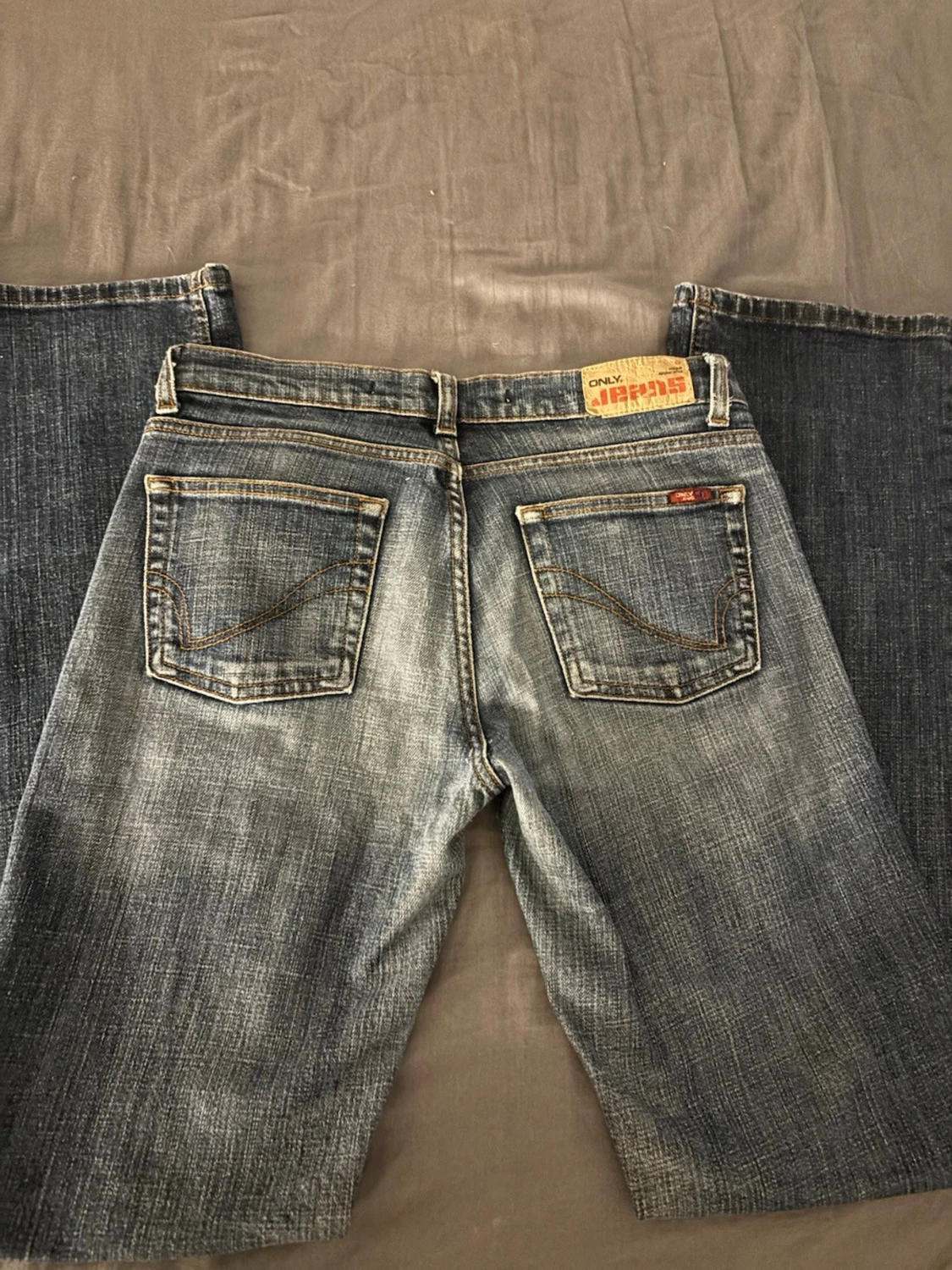 Vintage bootcut jeans från Only