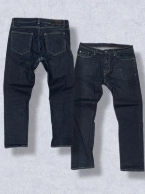 Vintage jeans tiger of Sweden jeans 32/32 - Midjemått- 41,5cm Benöppning - 17cm Totallängd - 96cm