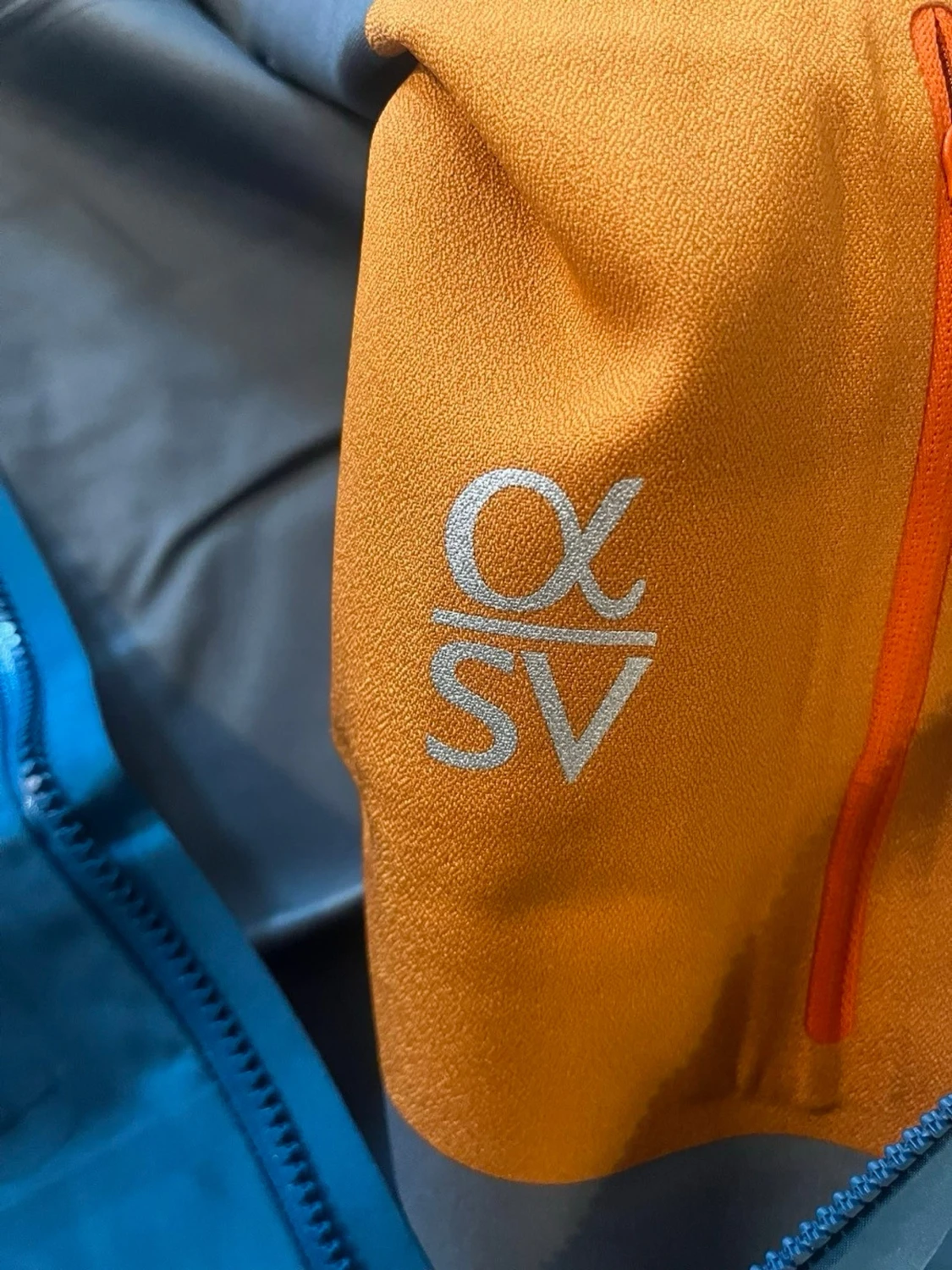 Blå vindjacka från Arc'teryx - 3