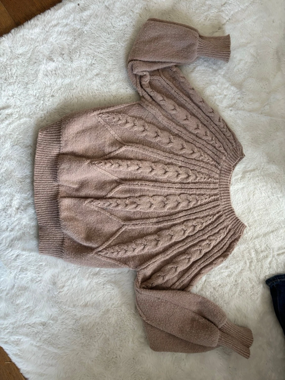 Beige kabelstickad tröja från SHEIN - 1