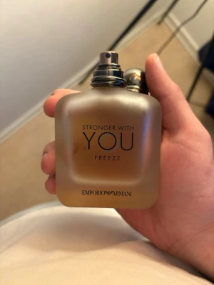 Emporio Armani Stronger With You Freeze med mera - Är öppen för byten finns i Norrköping