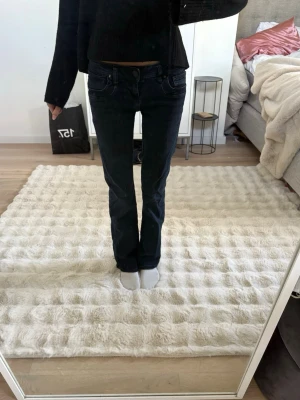 Ltb jeans - Modellen valerie, jag är 164 cm och passar mig bra i längden!