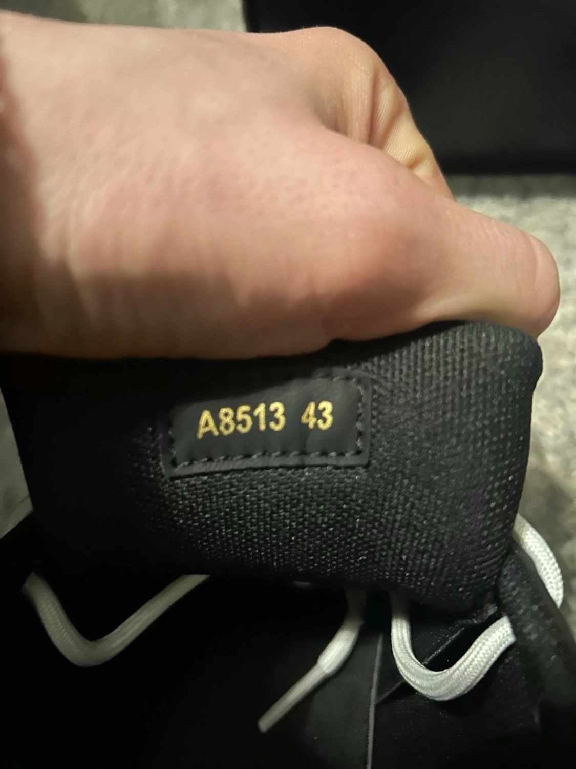 B30 skor vit svarta  - 4