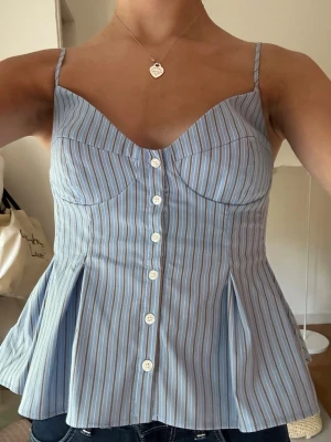 Zara randigt linne  - Randigt linne !!!!!