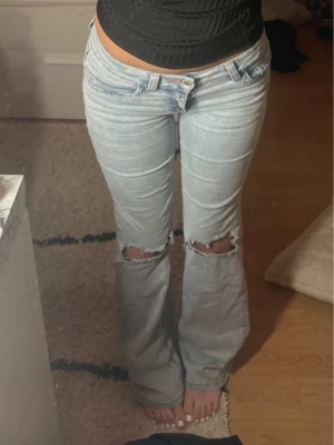 Jeans från Nelly - Jätte snygga jeans !!! Snygga mönster:)