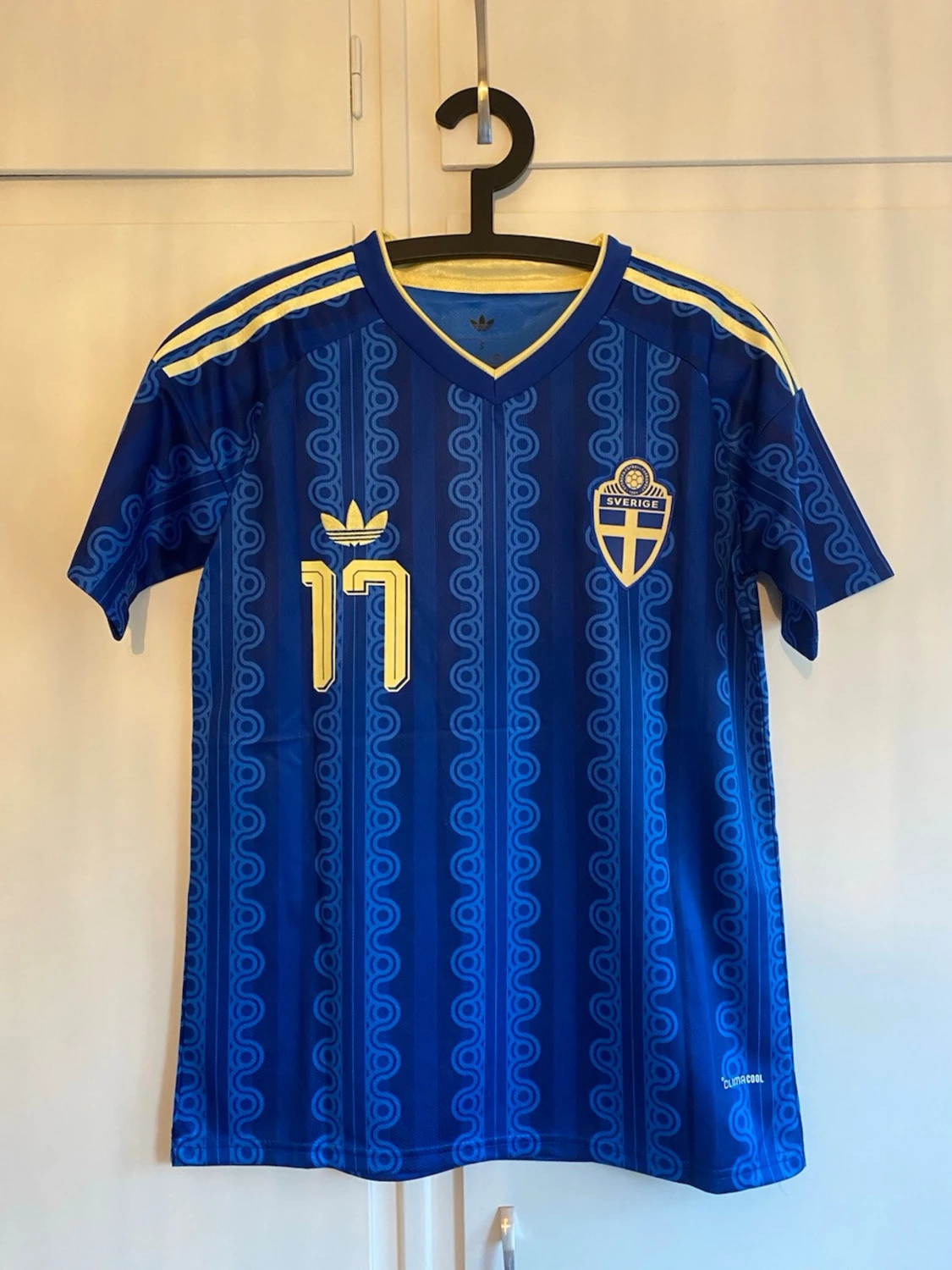 Blå Sverige fotbollströja Adidas
