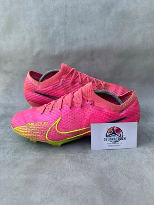 Nike mercurial - ⚽️ Nike Air Zoom Mercurial Vapor 15 Elite 📏 Storlek: 43 🌱 Underlag: FG 📋 Skick: Bra