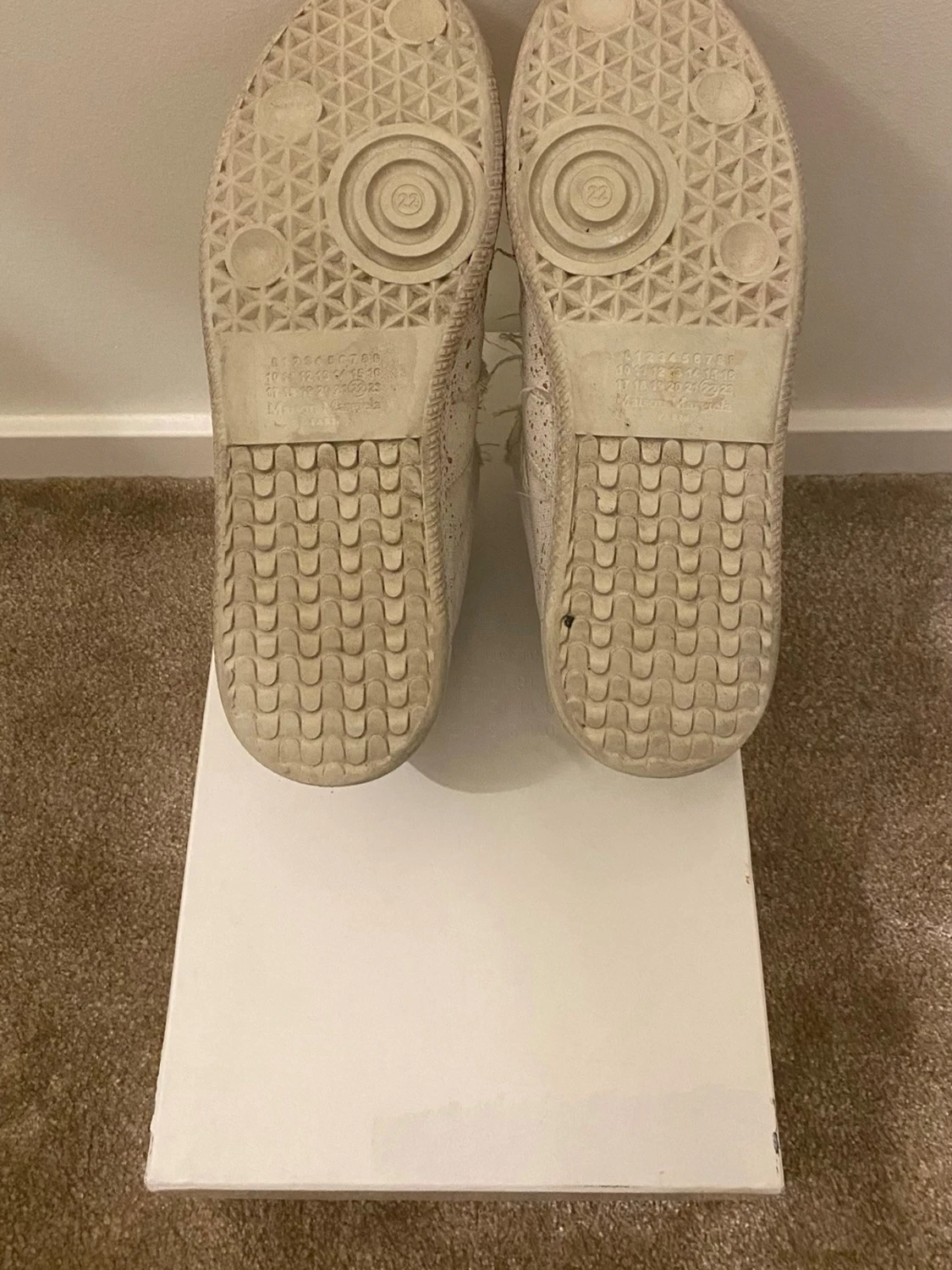 Maison margelia paint splatter  - 3