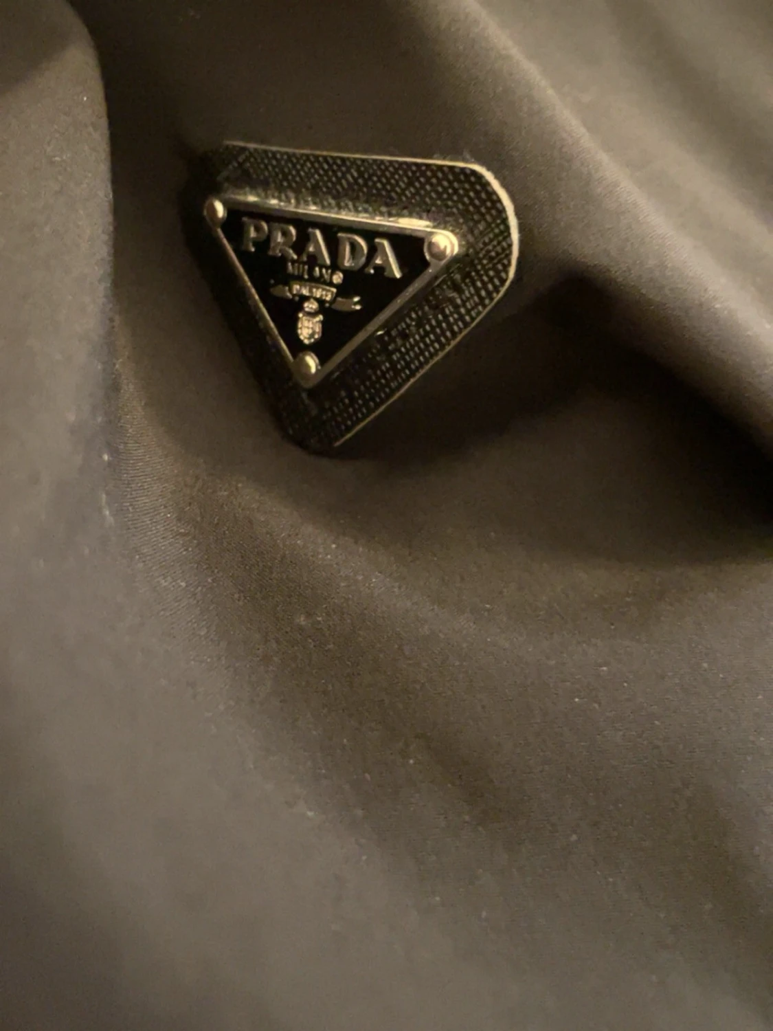 Svart hoodie med dragkedja från Prada - 2