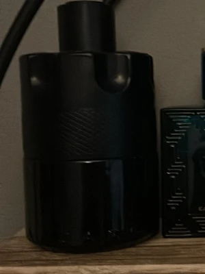 Byte - Mot JPG le beau le parfum och Ysl Y EDP 