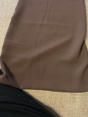 Brun half niqab - Säljer denna bruna half niqab använd en gång🤎