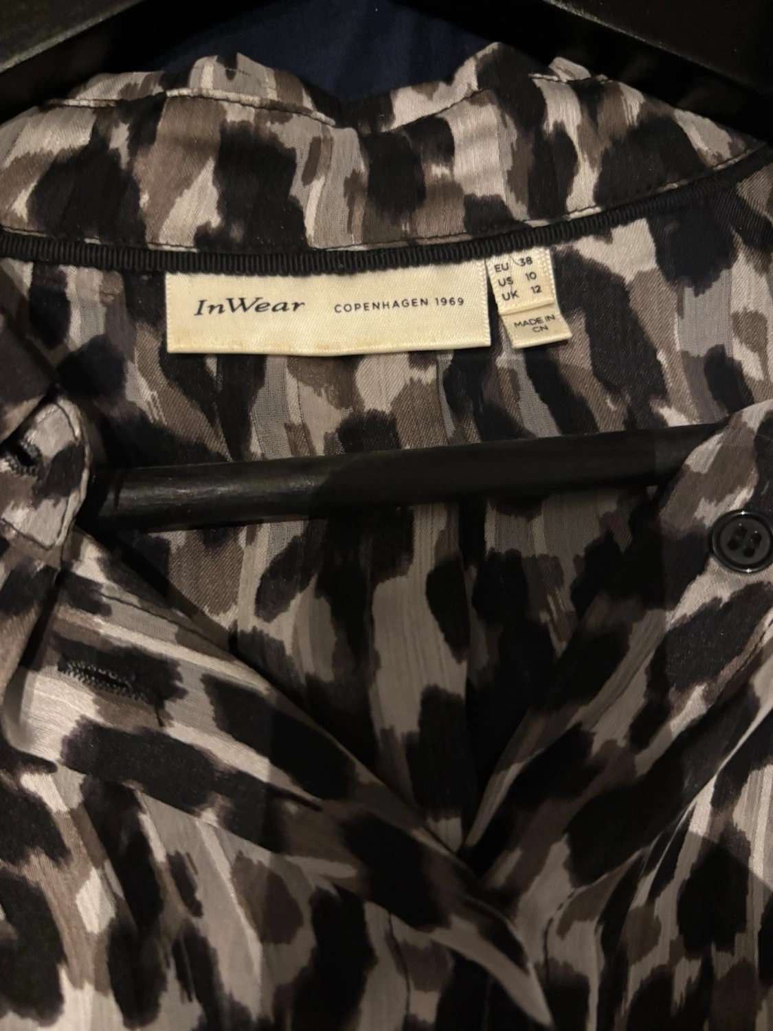 Leopardmönstrad blus från InWear - 2