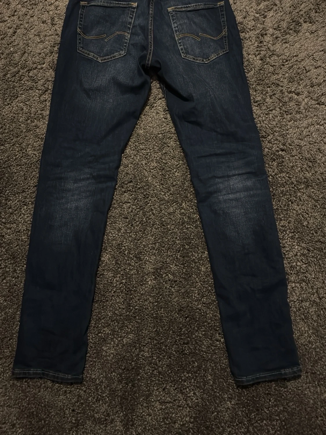 Mörkblå slim Glenn jeans från Jack and Jones - 1
