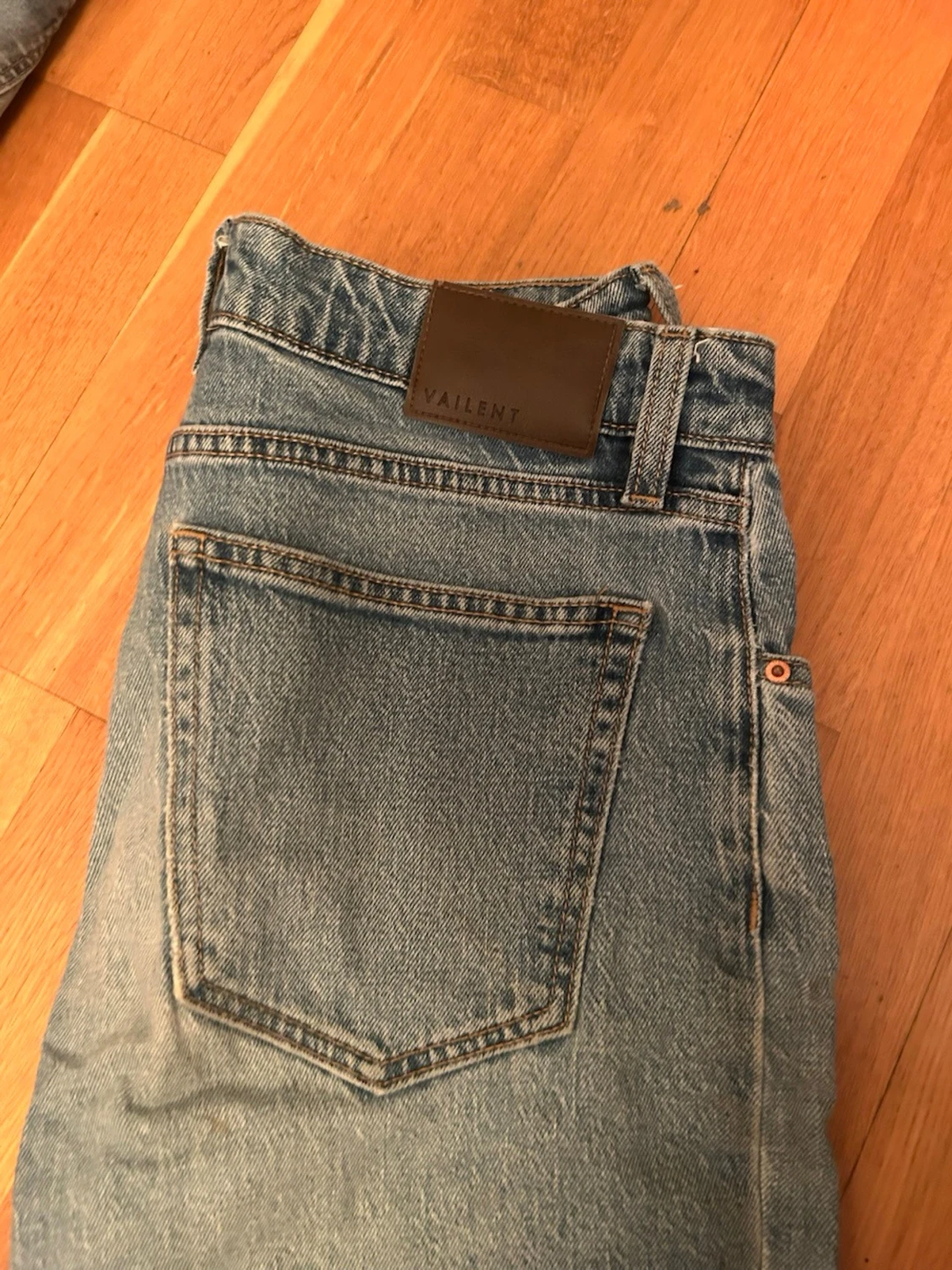 Blå raka jeans från Vaillent - 1