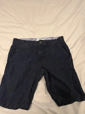 Linne shorts Dressman  - Knappt använda