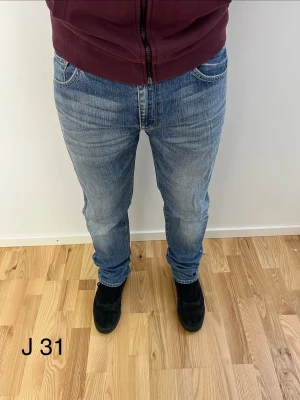 Crocker jeans  - Blåa Crocker jeans. Storlek W30 L32. Hör av er vid minsta fundering!