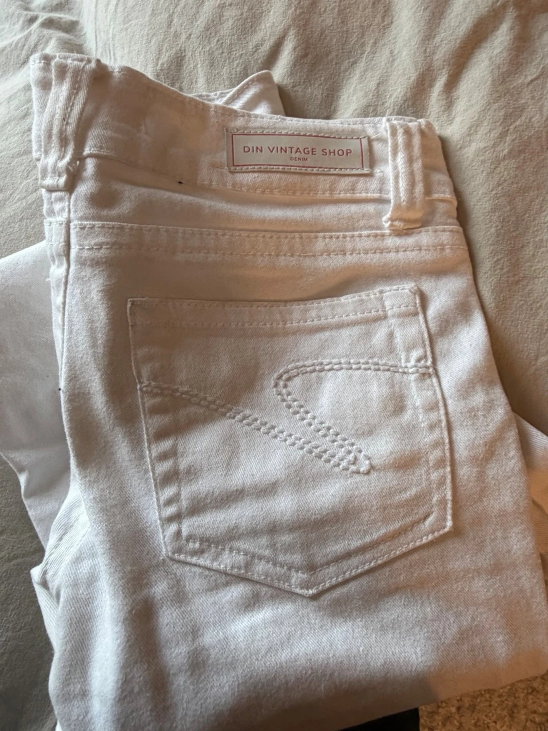 Vita jeans från Dinvintageshop - 3