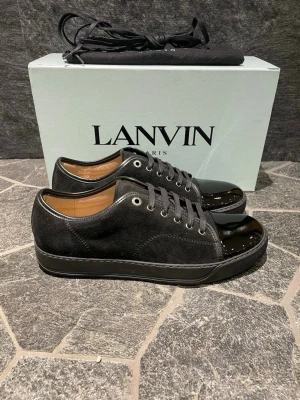 Lanvin skor(nya) - Hej, säljer nu dessa svin snygga lanvin skor! Begränsat antal boxar och dustbag. Hör av dig vid frågor. 