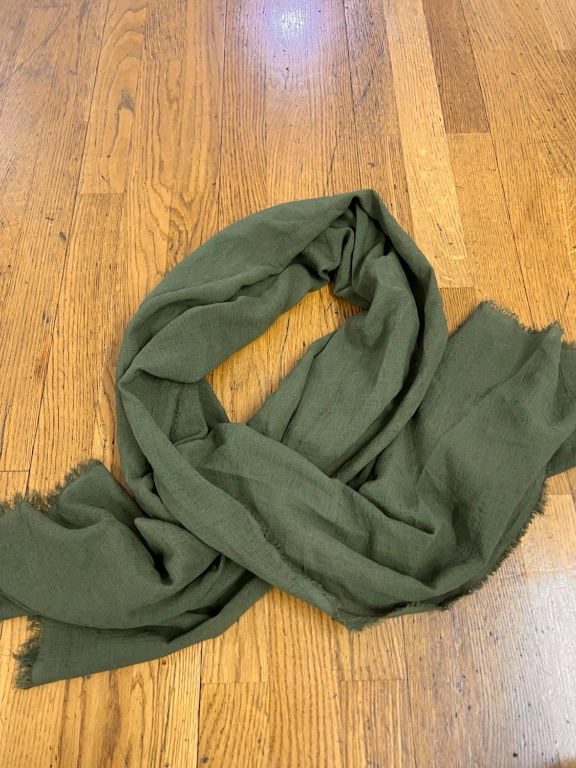 Olivgrön tunn sjal i bomull - 2