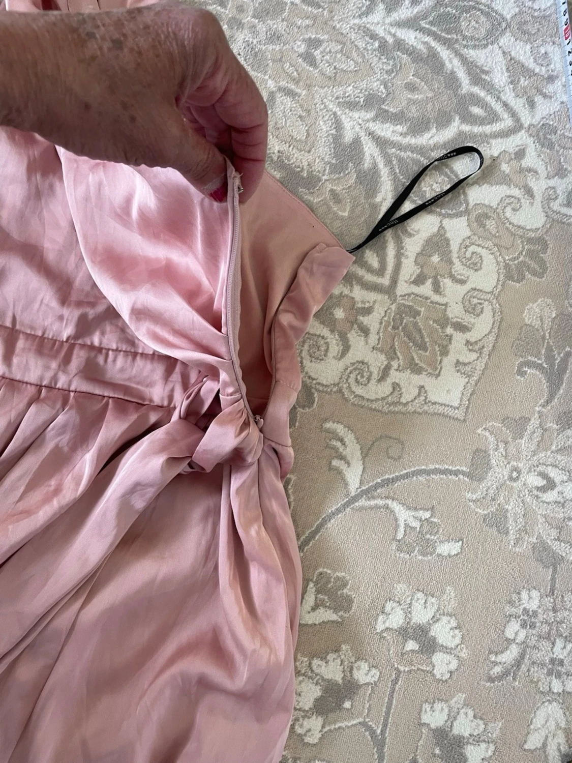 Rosa oneshoulder långklänning med knyt - 5
