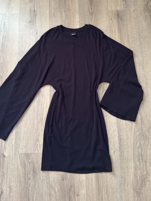 Klänning ginatricot  - Fint skick , Stl S