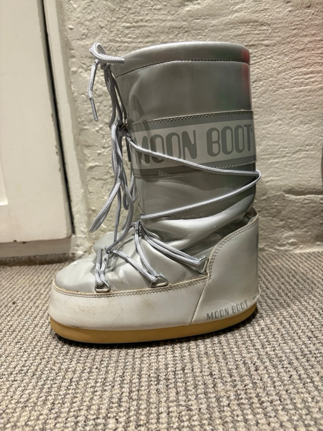 Silvriga Moon Boots med snörning - 1