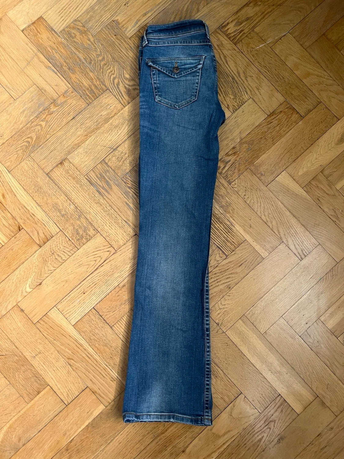 Blå bootcut jeans med pocket - 2