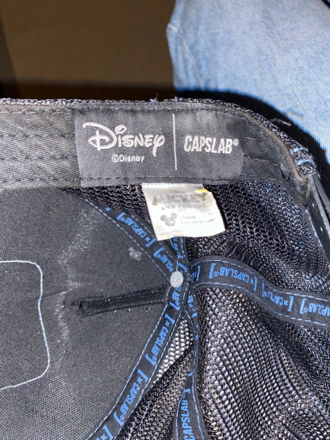 Svart truckerkeps med Dingo-tryck - 2