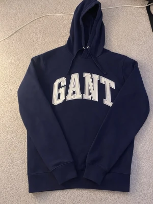 Gant tröja marinblå - Kontakta mig vid  minsta fråga