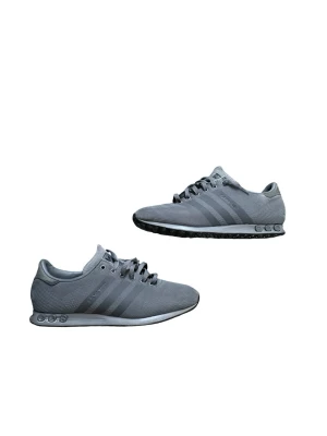 Adidas LA trainers - Feta La trainers i mycket bra skick, perfekt nu till våren!