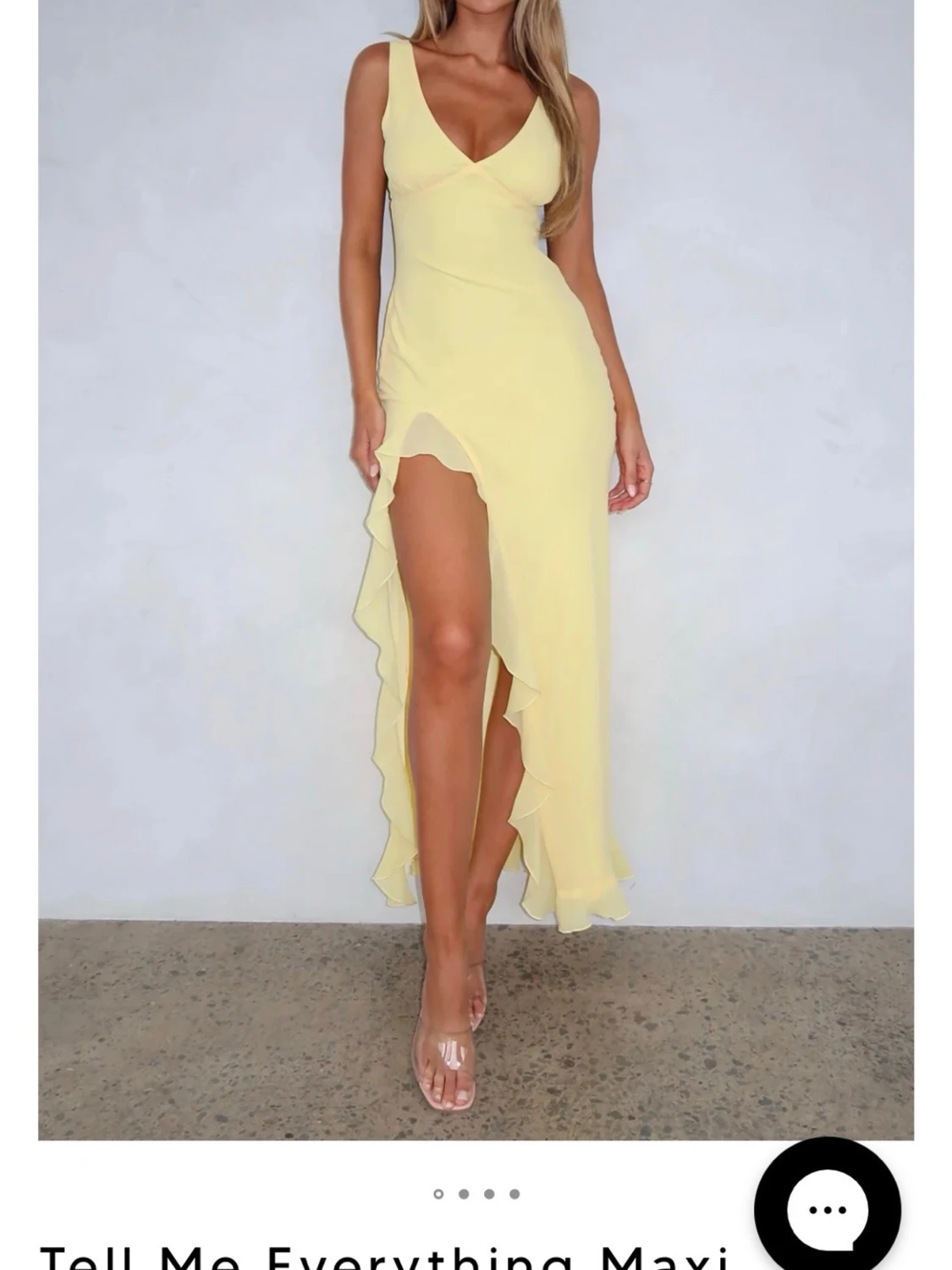 Ljusgul maxiklänning med volang