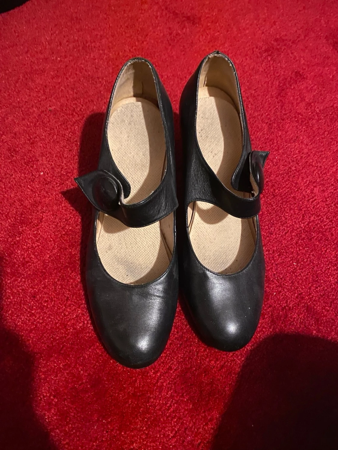 Svarta Mary Jane-pumps med klack - 1