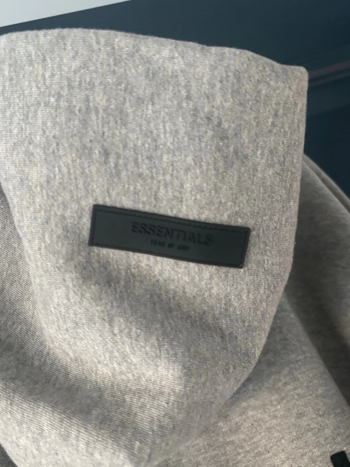 Grå Essentials Fear of God hoodie - 4