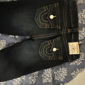 True religion jeans  - Säljer mina oanvända True religion jeans i storlek w24 modellen Becca 