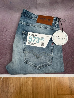 HELT NYA replay slim jeans - Nyskick | Size 31/32 | fraktar inom 24 timmar | för att köpa klicka ”köp nu” | vid frågor eller funderingar är det bara att skicka ett meddelande | följare får bättre rabatter🙌