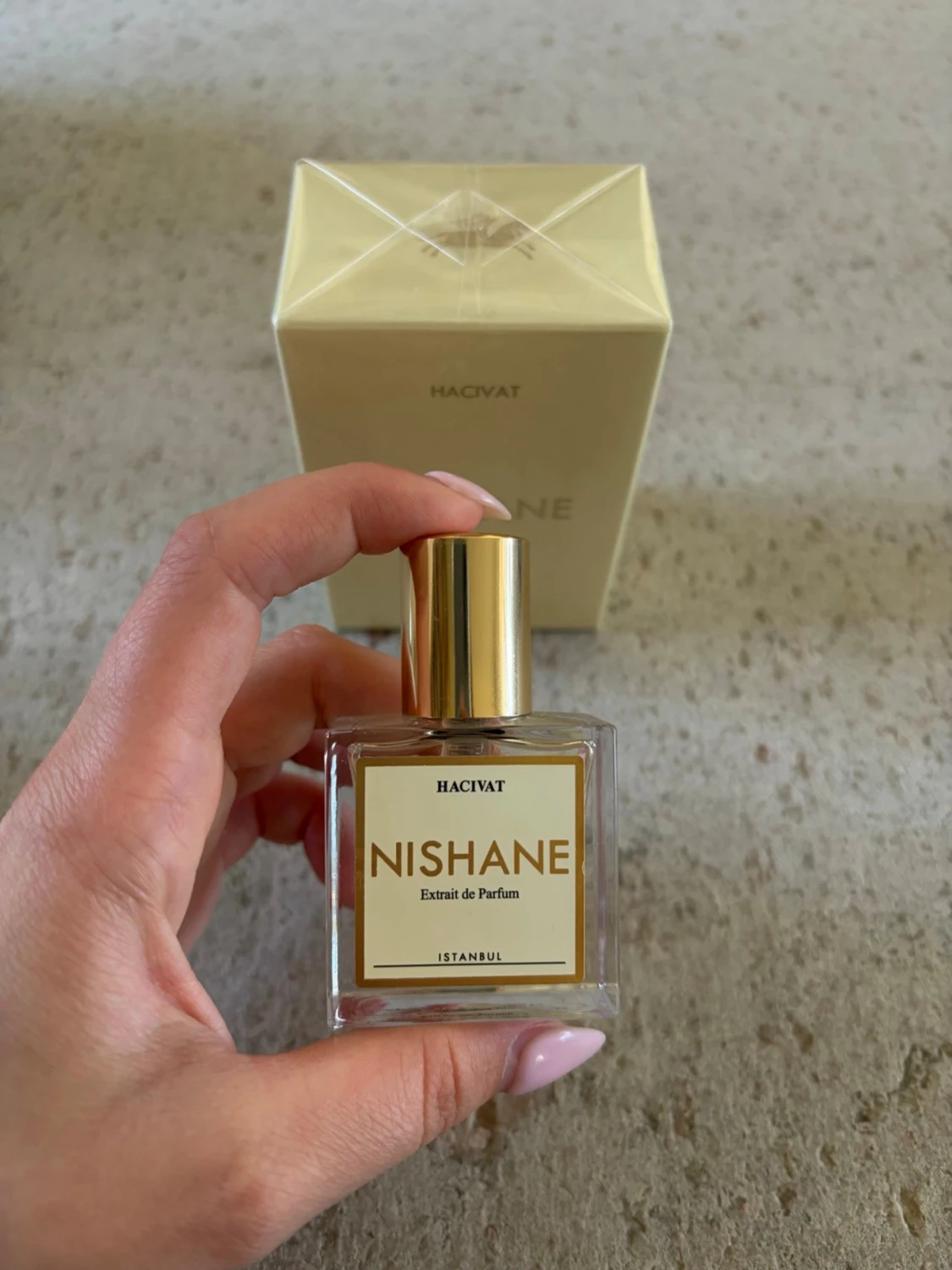 Nishane parfym - 2