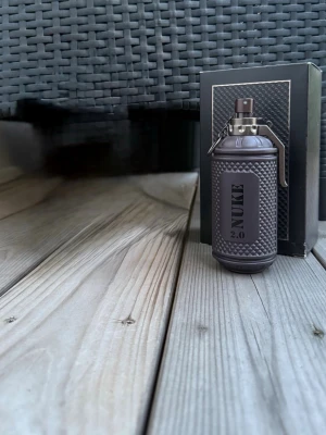 Nuke 2.0 (Spicebomb Extreme - Inspirerad av Spicebomb Extreme, knappt använd ≈95/100ml. Hör av er vid frågor! 🙌