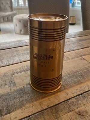 Jean Paul Gaultier Le Male Elixir 125ml - Äkta Jean paul Gaultier Le Malé elixir. Förpackningen har 100 ml kvar. 